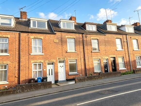 3 bed Terraced to rent