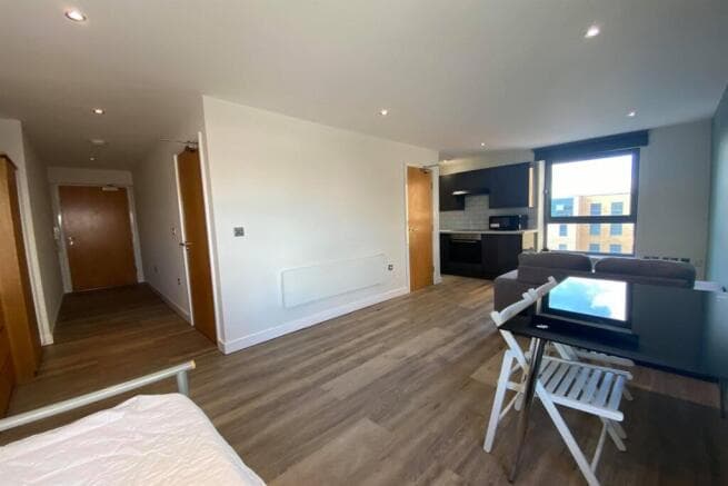 Studio to rent