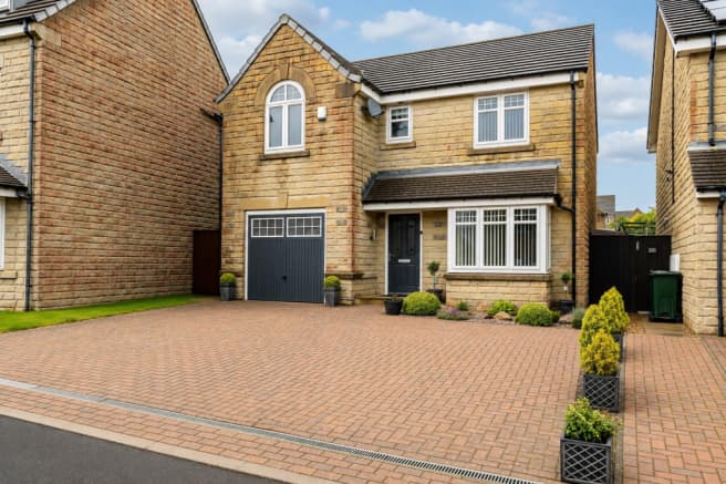 4 bed House for sale in bradford