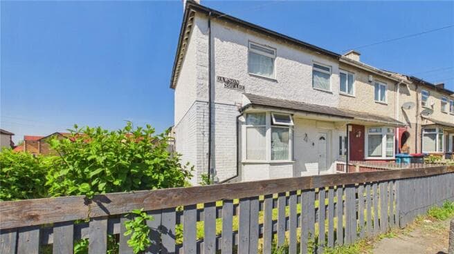 3 bed End of Terrace for sale in middlesbrough