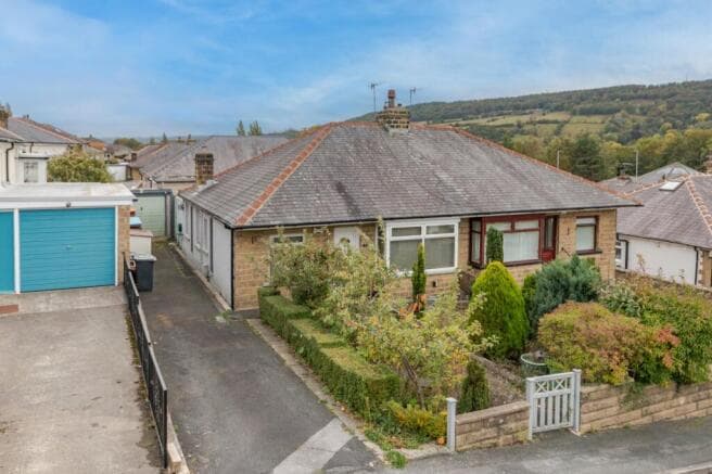 2 bed Bungalow for sale in keighley