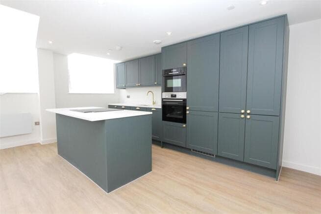 2 bed Apartment to rent in leeds