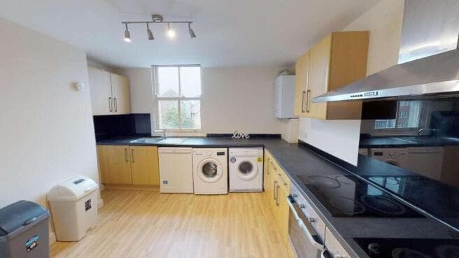 7 bed Flat to rent in sheffield