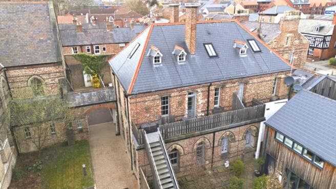 2 bed Flat for sale in york
