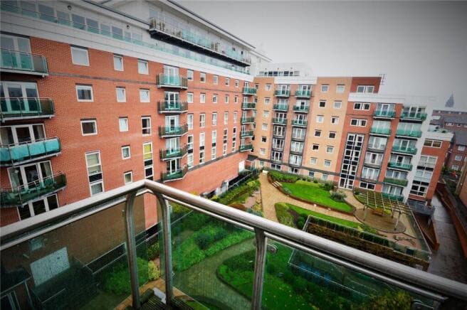 2 bed Flat to rent