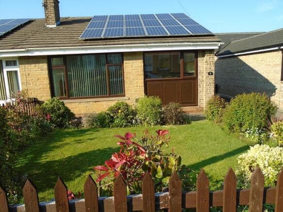 2 bed Bungalow to rent in brighouse