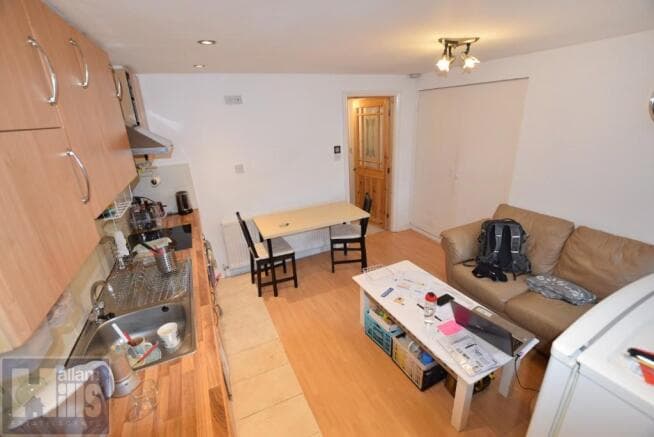 2 bed Flat to rent