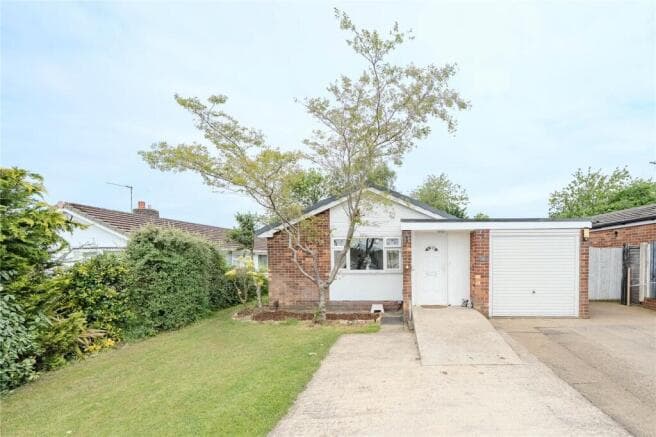 3 bed Bungalow for sale in leeds