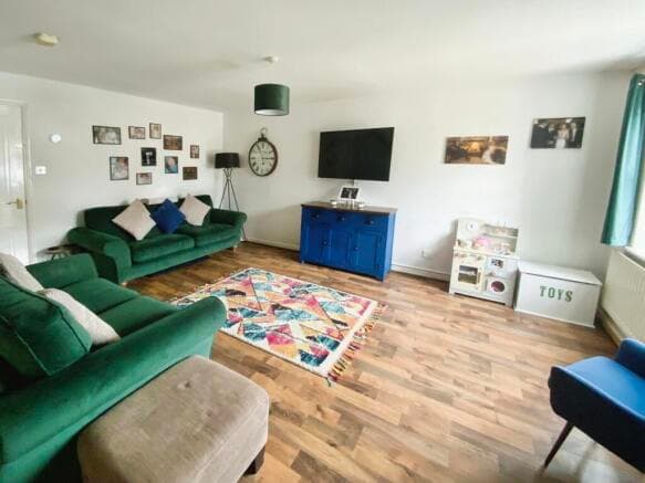 3 bed Detached for sale