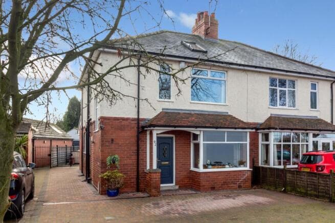 4 bed Semi-Detached for sale