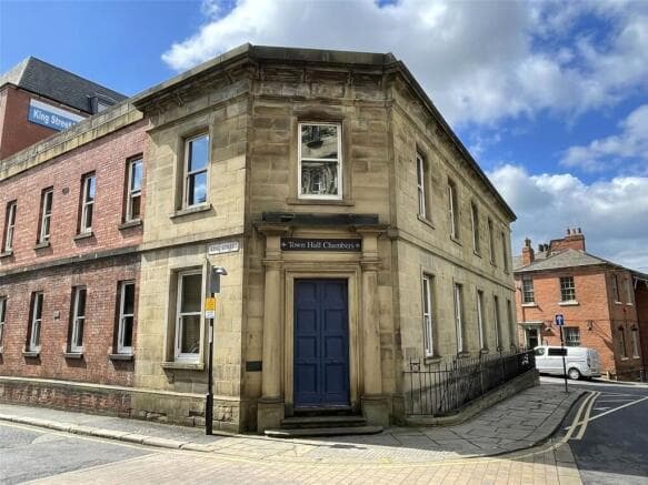 1 bed Ground Flat to rent in wakefield