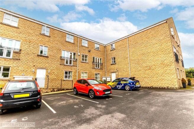 2 bed Apartment to rent in brighouse
