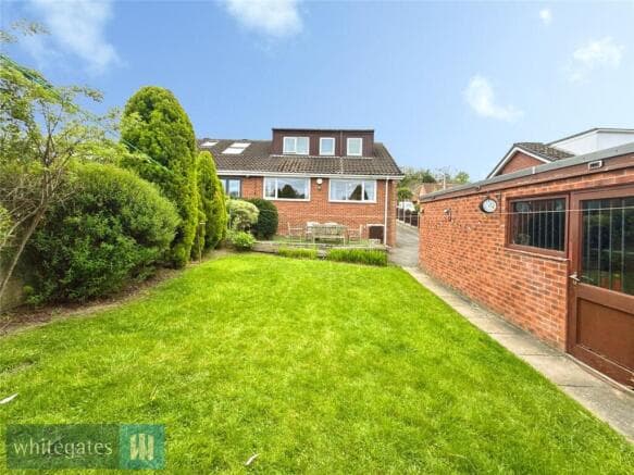 4 bed Semi-Detached for sale
