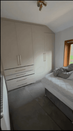 4 bed Serviced Apartments to rent in batley