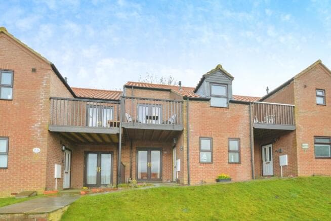 3 bed Terraced for sale in whitby
