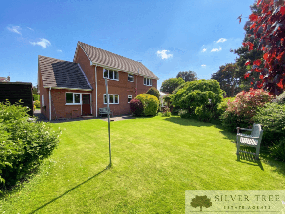 4 bed Detached for sale in scarborough