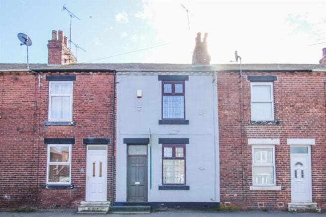 2 bed Terraced for sale in wakefield