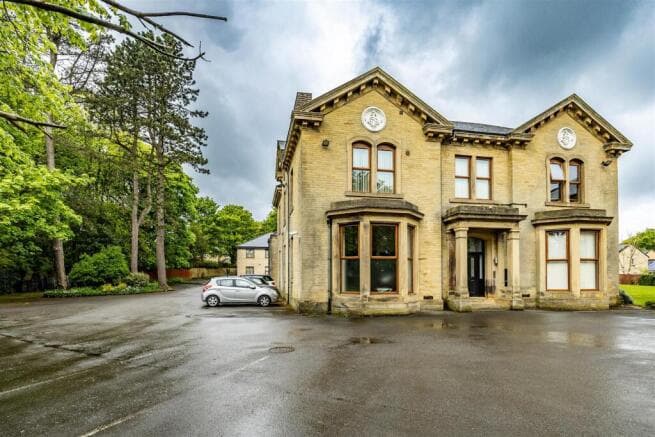 2 bed Apartment for sale in bradford