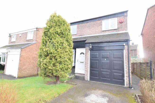 3 bed Detached to rent in wakefield