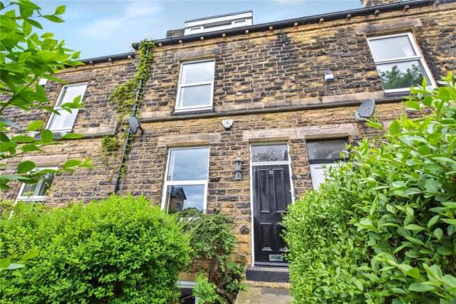 3 bed Terraced for sale in leeds
