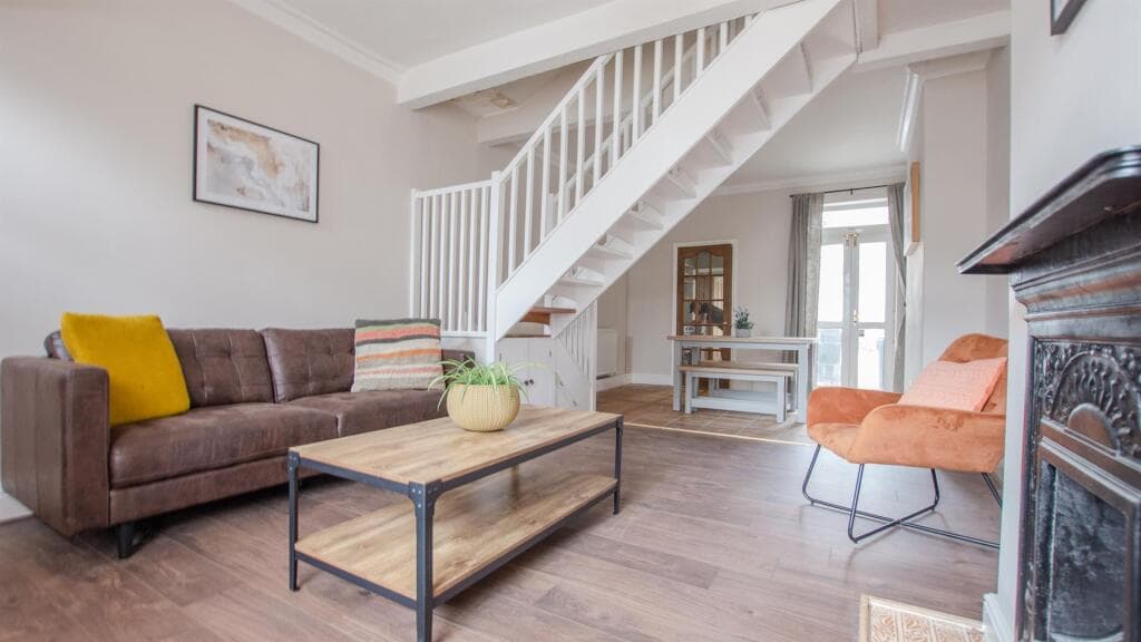 2 bedroom terraced house for rent in Rose Street, Off Haxby Road, York, YO31 8JF, YO31 - Terraced House in york