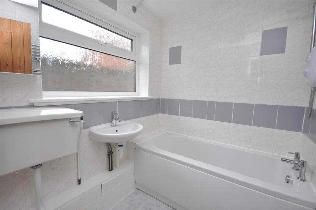 2 bedroom terraced house for rent in Brunswick Street, York, YO23 - Terraced House in york