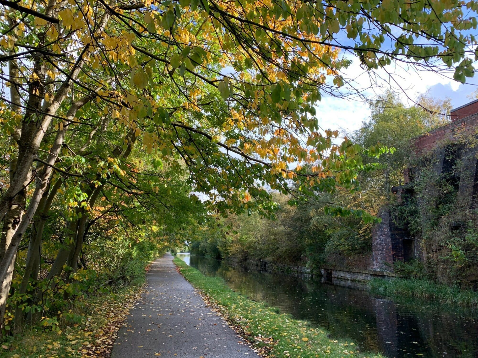 Walk: Armley to Kirkstall Bridge