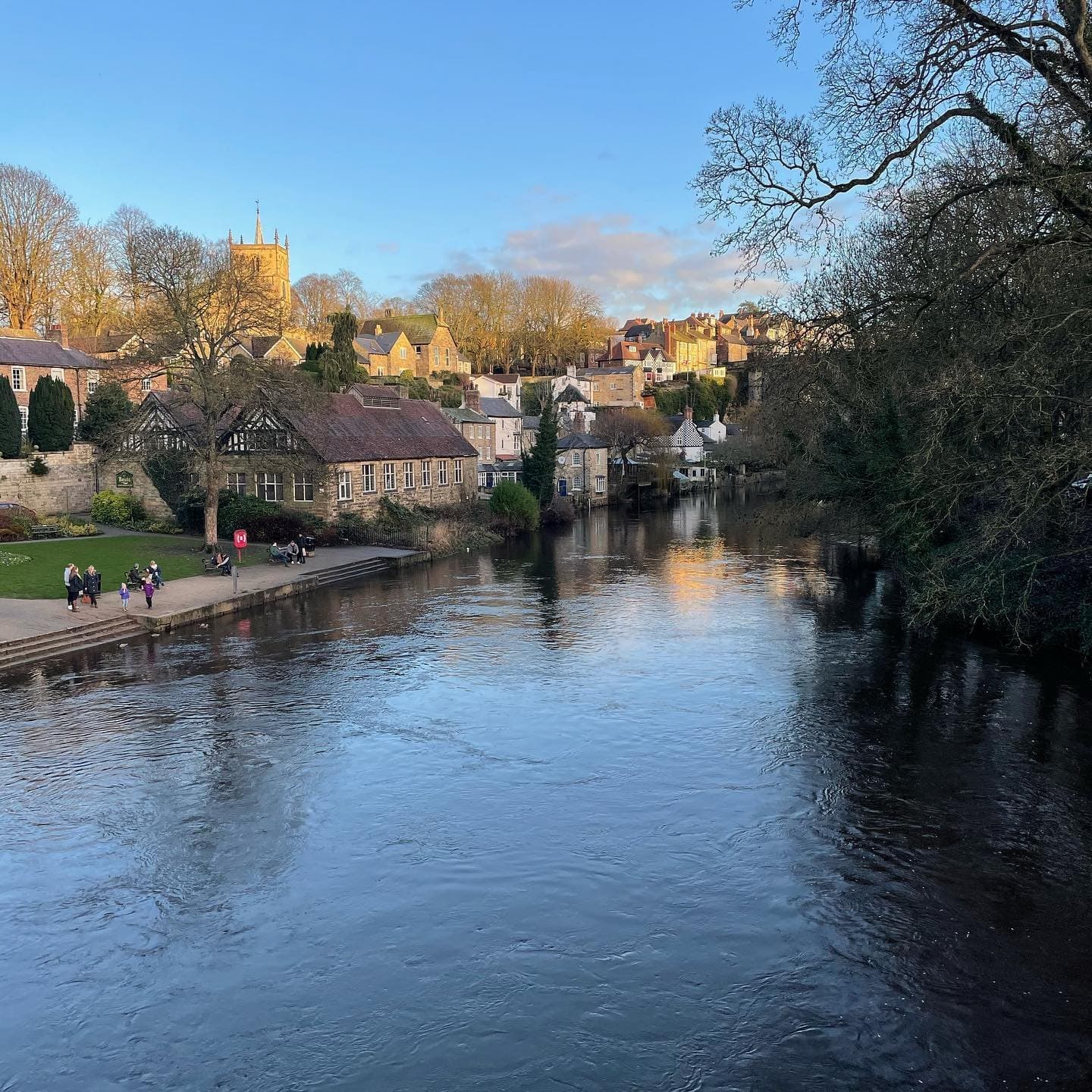 Walk: Knaresborough to Harrogate via the Beryl Burton