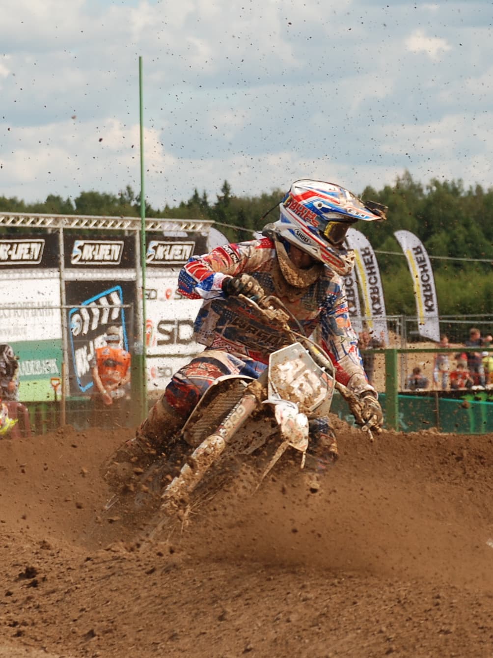 Yorkshire rider at FIM Motocross