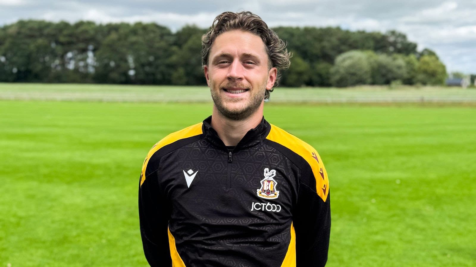 Will Swan Joins the Bantams: Bradford City Secure Striker Signing