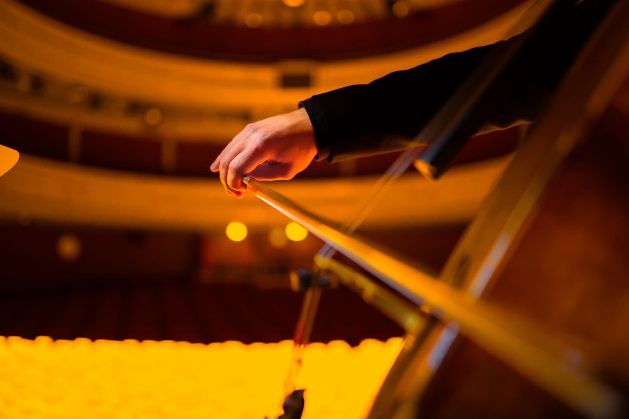 Where Can I Find The Candlelight Concerts In Leeds With Music From Coldplay And Rings And Dragons?