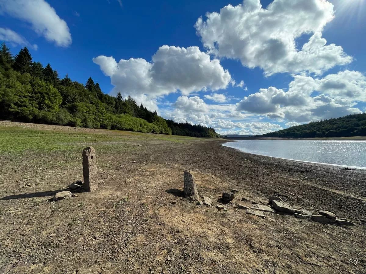 dam levels an artefacts