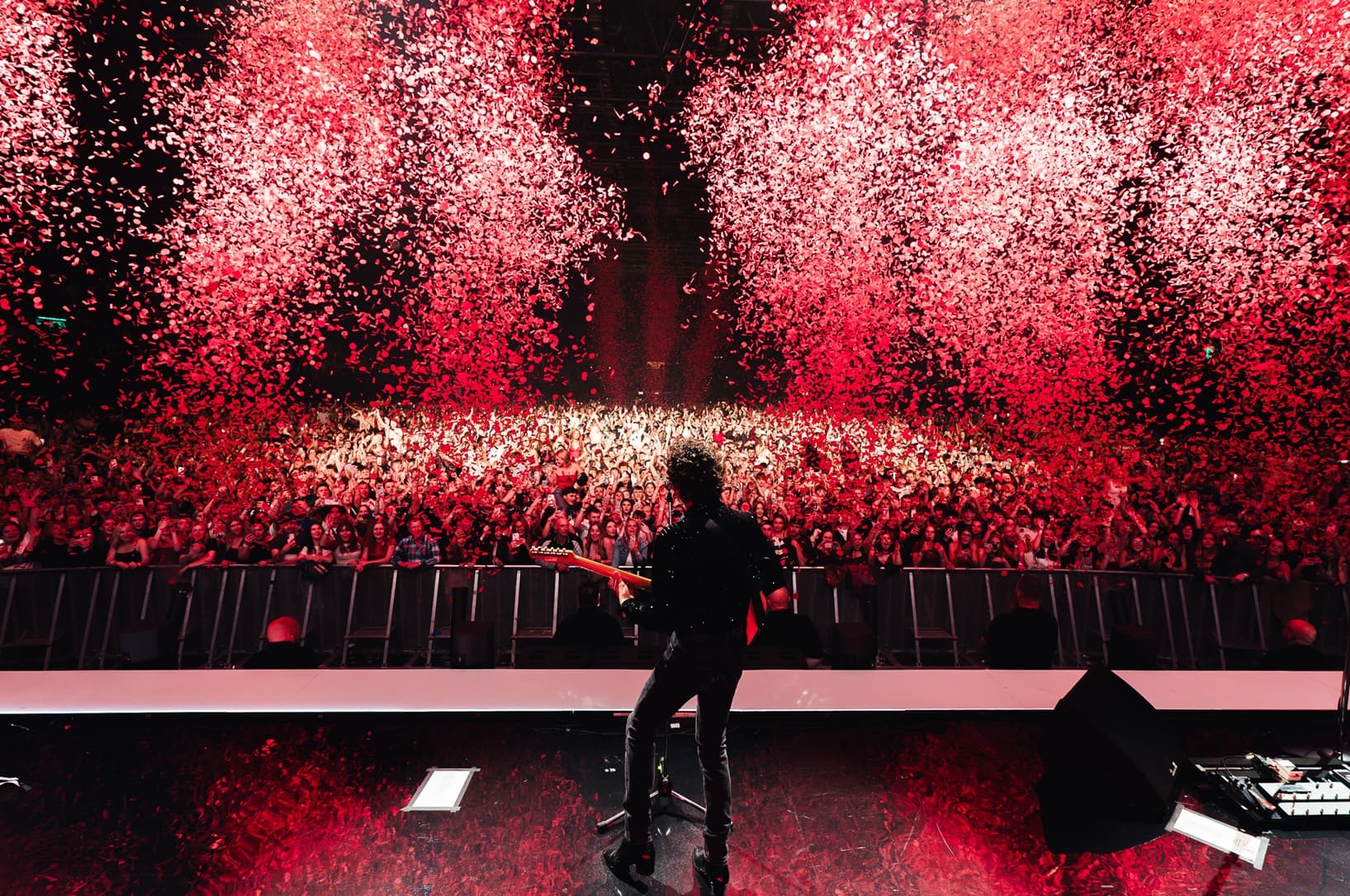 See The Kooks Play Inside In / Inside Out in Yorkshire 2026