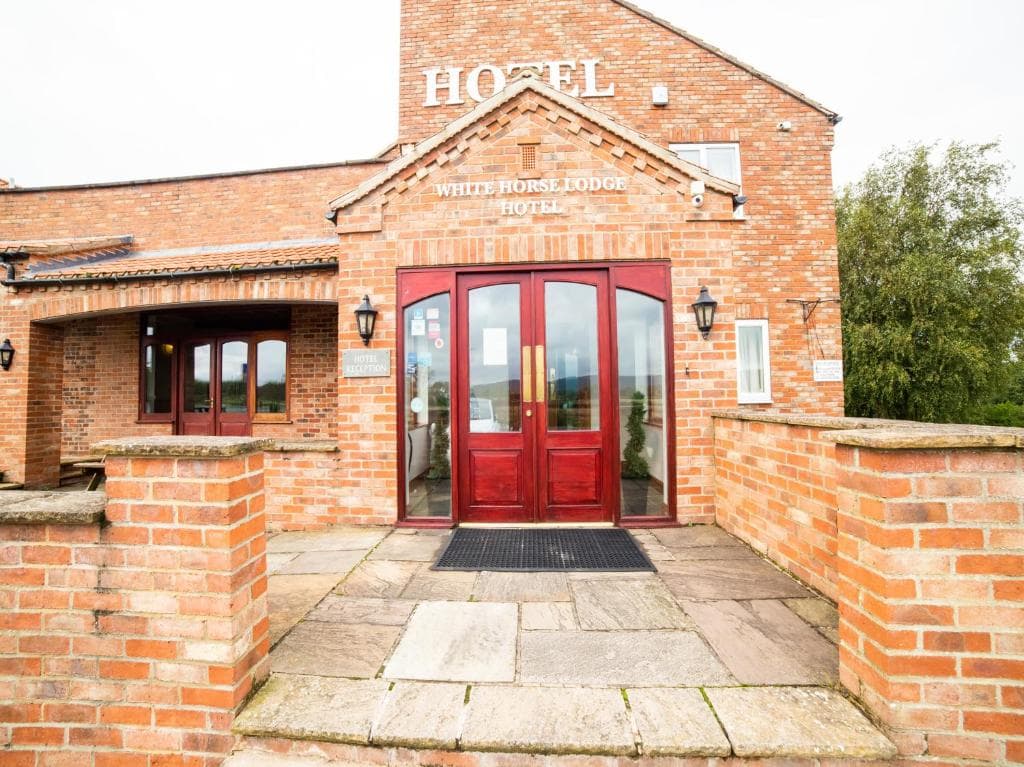 Accommodation at OYO White Horse Lodge Hotel in thirsk