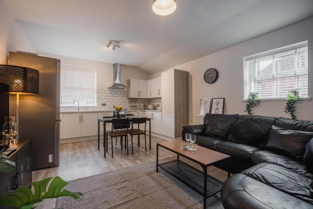 Accommodation at Newly Refurbished Sylish Hull 3 Bed Apartment in hull