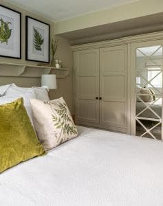 Accommodation at Stunning Country Cottage in pool