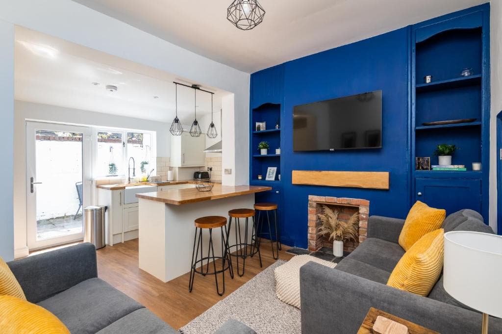 Accommodation at Pass the Keys Stylish Terrace with Free Parking Within City Bar Walls in york