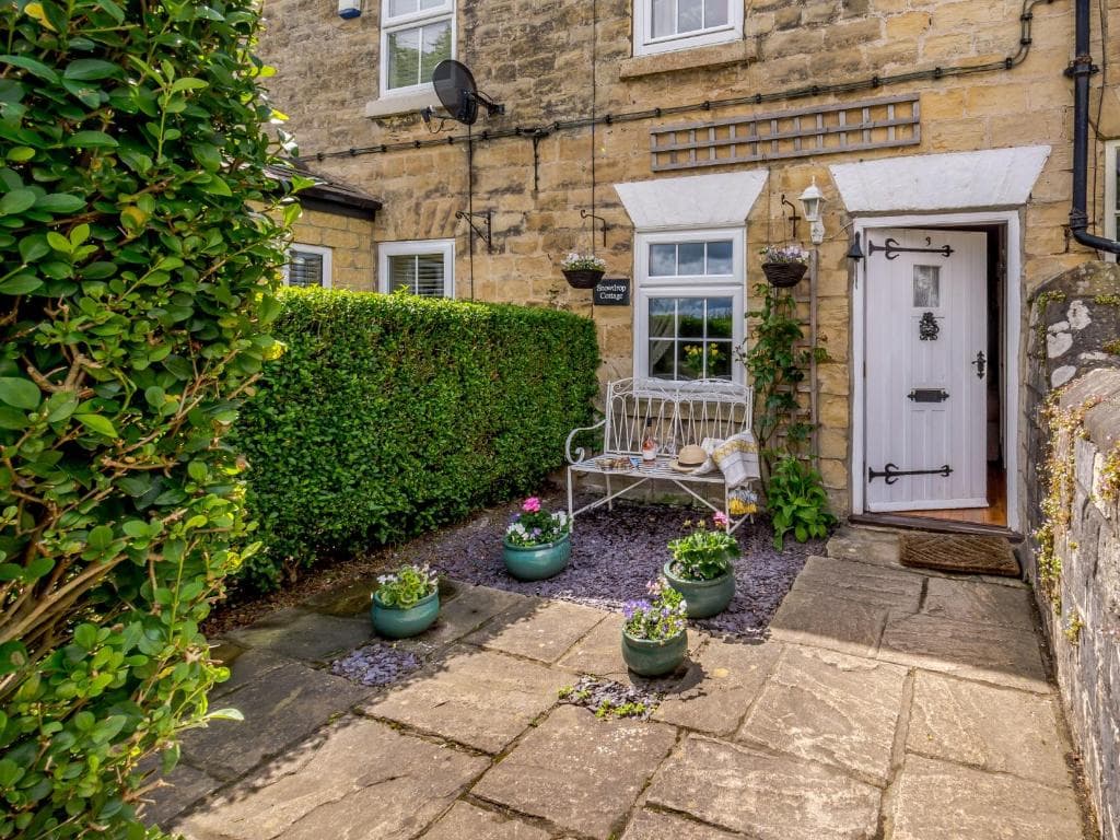 Accommodation at Snowdrop Cottage, Wetherby in wetherby