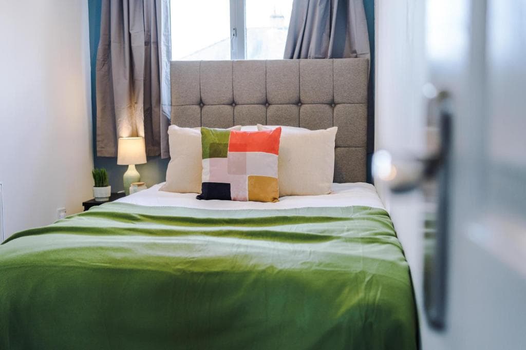 Accommodation at Family friendly 3-bed home with free parking on site in huddersfield