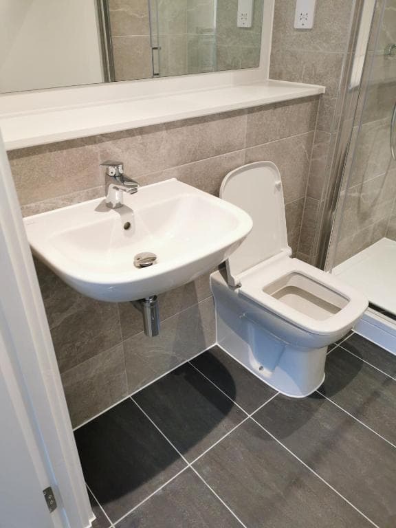 Accommodation at Amazing 1 Bedroom Apartment Leeds in leeds