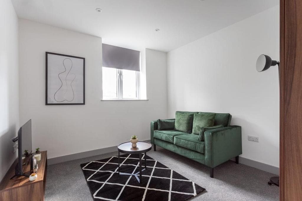 Accommodation at Modern 1 Bedroom Apartment Leeds in leeds