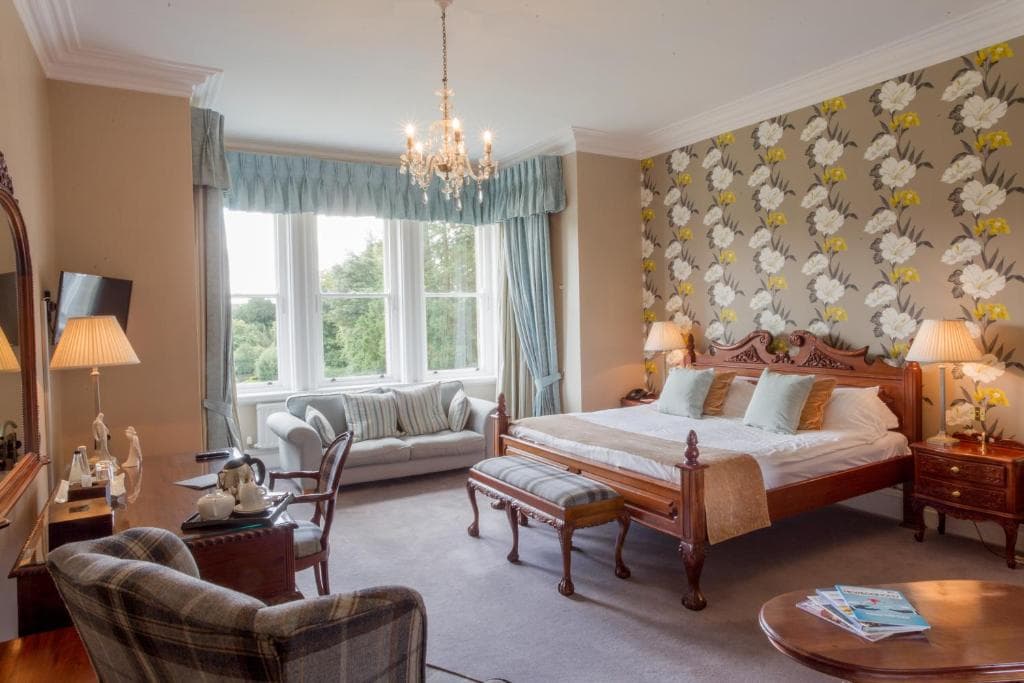 Accommodation at Grinkle Park Hotel in loftus