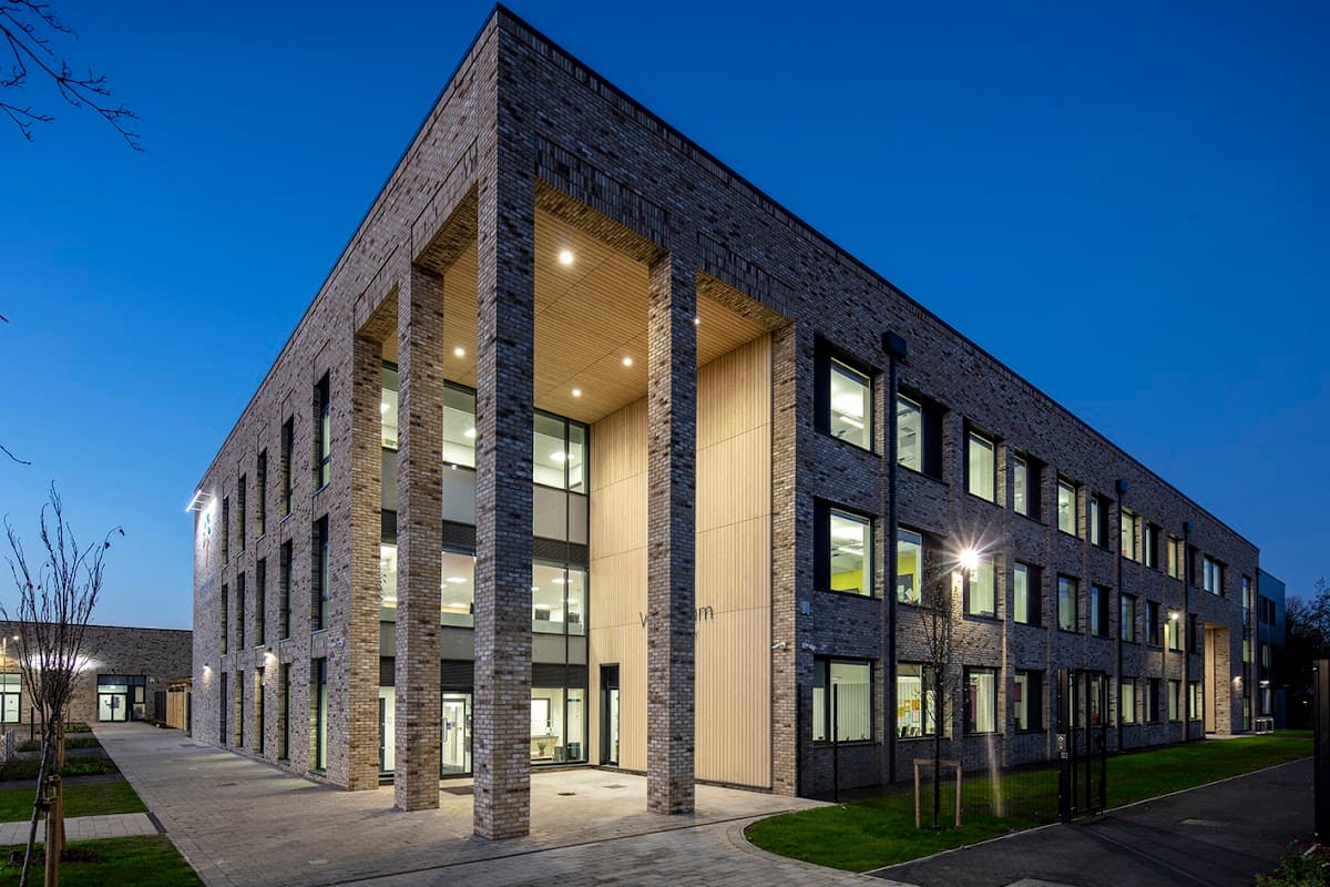 4Solutions Limited - Painters & Decorators in alverthorpe