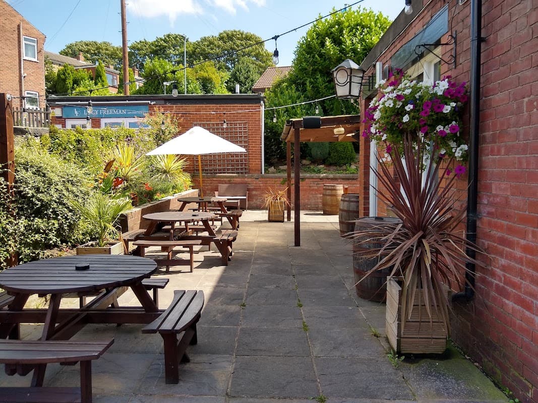 Food & drink at The New Wheel in alverthorpe