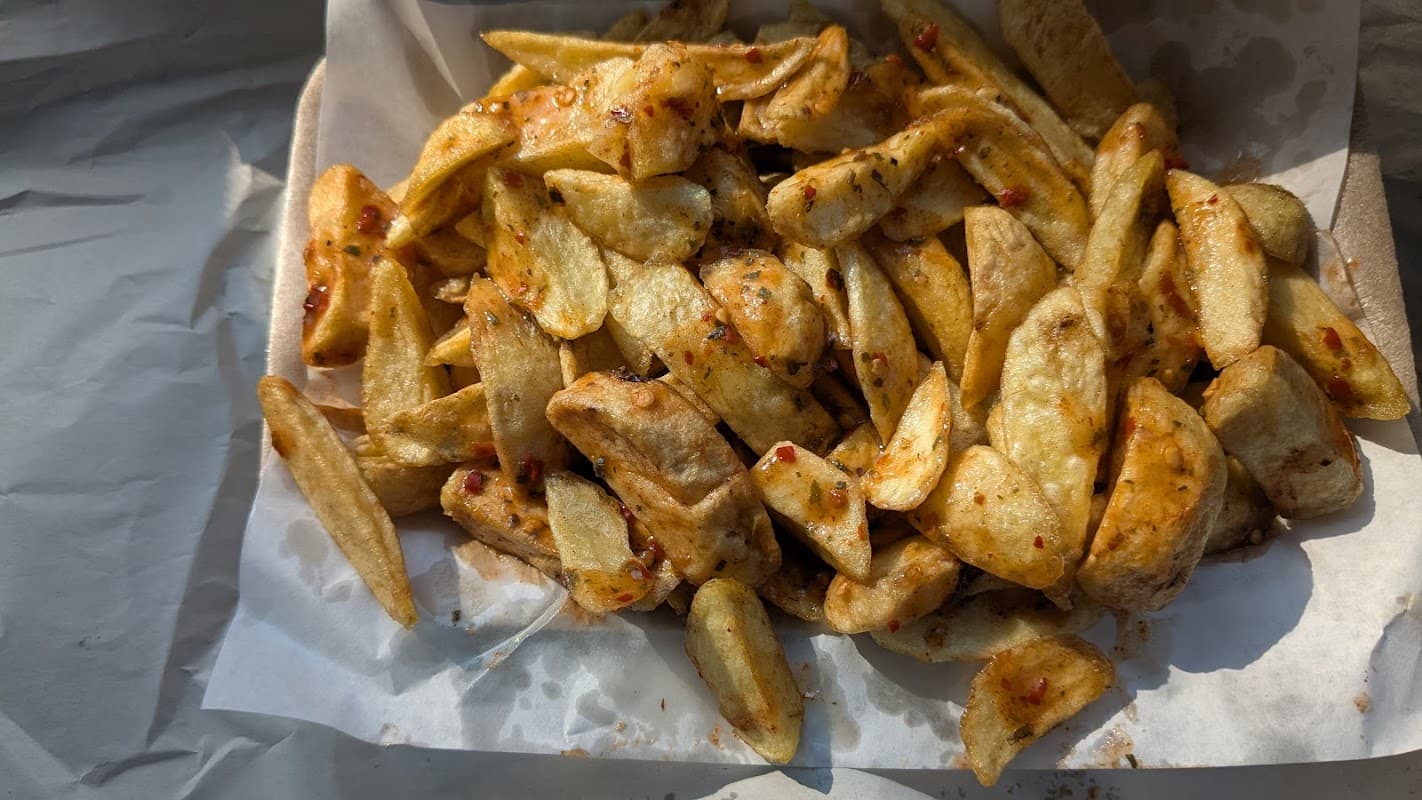 Baildon Fisheries & Pizza Bar - Takeaway in baildon