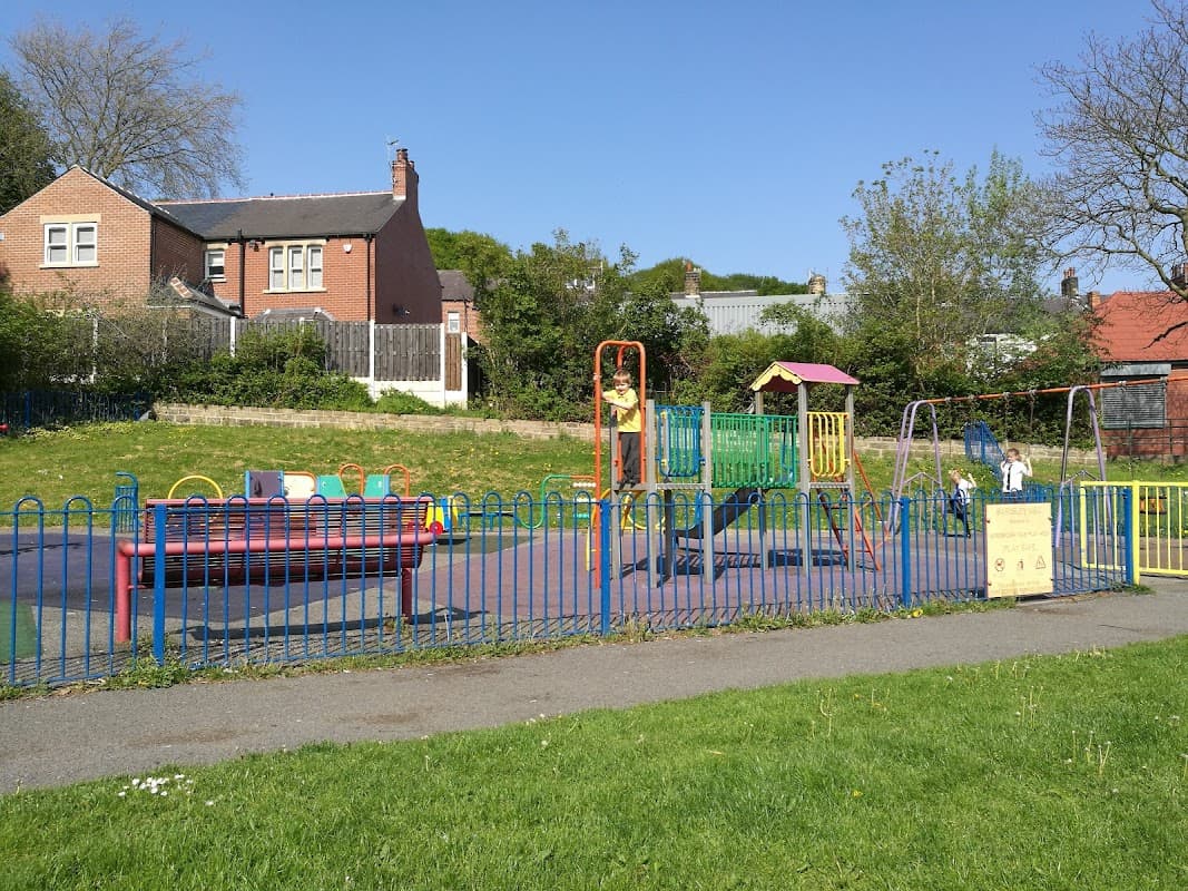 Worsbrough Dale Park - Park in barnsley