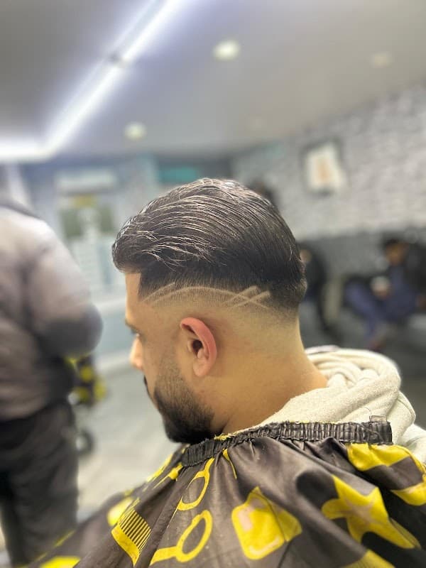 Blade 2 Studio - Barbers in batley