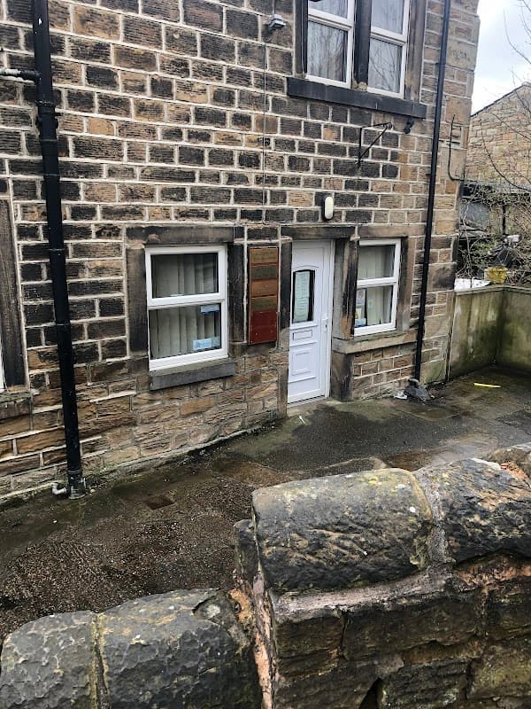 Bond Street surgery - Doctors in batley