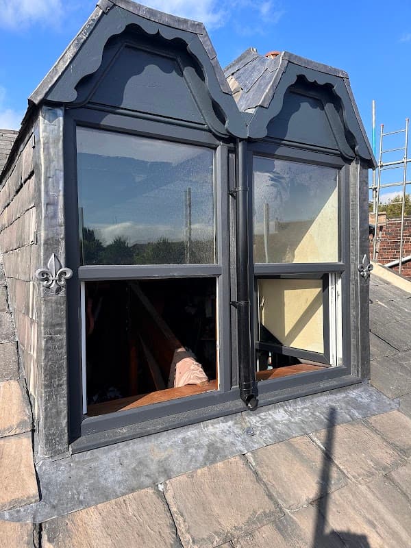 Bus Stop at Upper Batley School - Bus Stops in batley