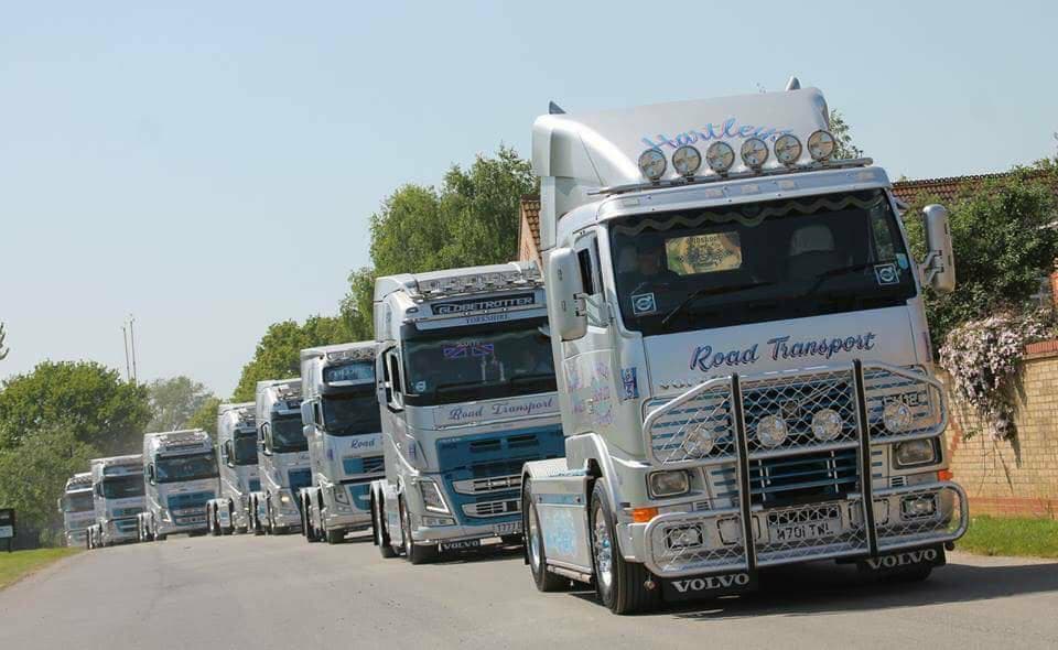 Des Hartley & Sons LTD Transport - Removal Companies in batley